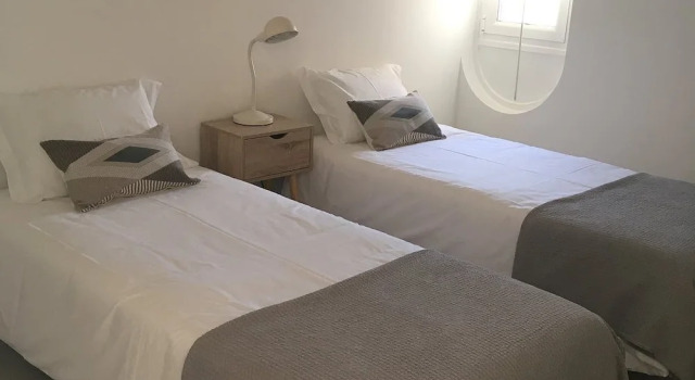 Семейные апартаменты с 2 комнатами с балконом Salty House - Casa Salgada