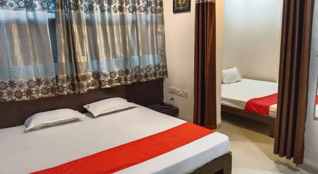 Четырёхместный номер Deluxe Hotel Shree Muskan Palace