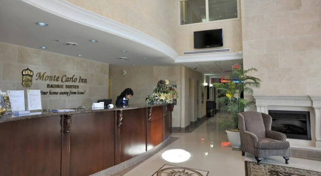 Monte Carlo Inn Barrie, Rezerwuj Hotel Hotele 3-gwiazdkowe w Simcoe County, 3*