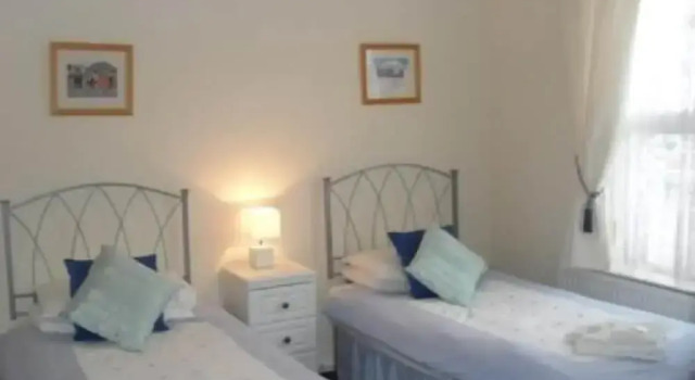 Fourways Guest House, Забронировать Гостевой дом Отели Англии с завтраком, Завтраки
