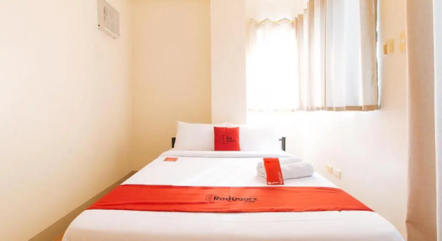 Семейный номер Standard RedDoorz Plus @ IMU1 Suites Paranaque