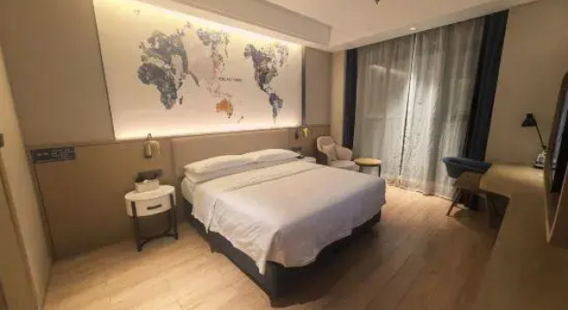 Люкс Business c 1 комнатой с красивым видом из окна Kyriad Marvelous Hotel Shenzhen Longgang Dayun City Center