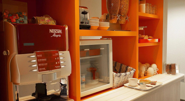 Premiere Classe Orange, Prenota Hotel Orange Valchiusa