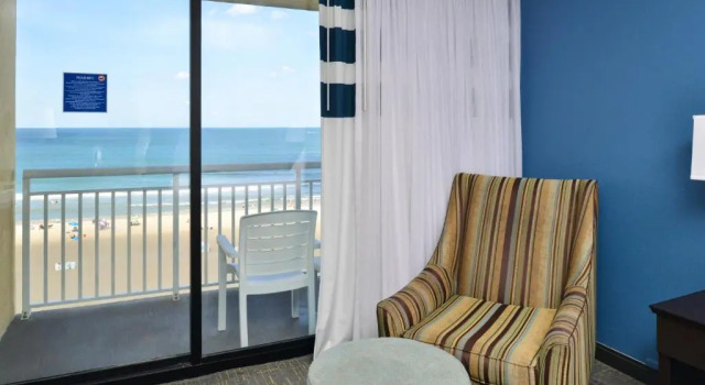 Двухместный номер Standard с балконом и oceanfront Four Points by Sheraton Virginia Beach Oceanfront