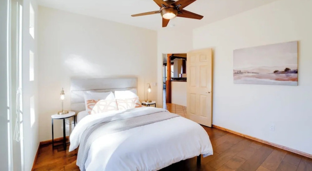 Red Rock Mtn View & Fire Pit: Central Sedona Home!
