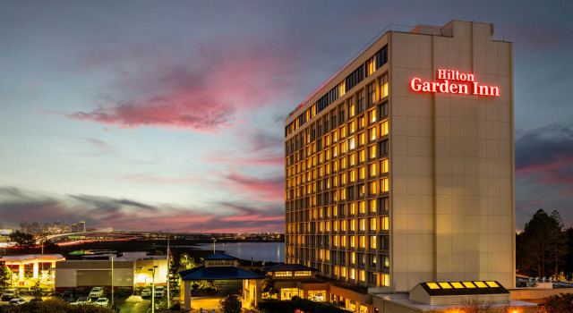 Hilton Garden Inn San Francisco/Oakland Bay Bridge, Забронировать Отель Окленд Область залива Сан-Франциско
