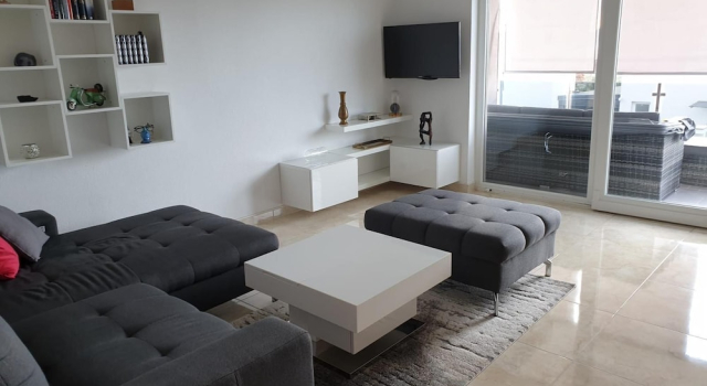 Apartment Sara With Pool, Забронировать Апартаменты/квартира Отели Приморско-Горанской жупания с парковкой, Парковка