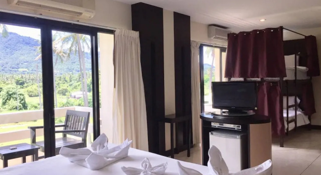 Двухместный полулюкс с балконом Amarin Samui Hotel - SHA Plus Certified
