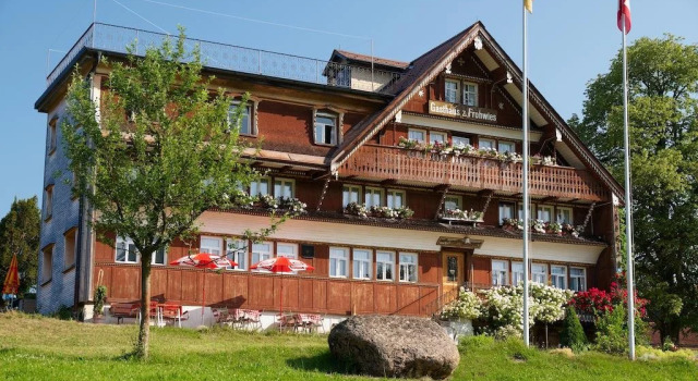 Frohwies, Rezerwuj Hotel Hotele w Neckertal z parkingiem, Parking