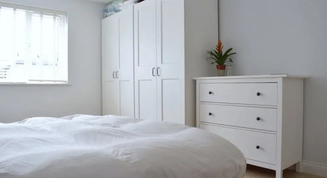 1 Bedroom Flat in East London Sleeps 4, Varaa Huoneisto Asunnot kohteessa Merseyside, Huoneisto