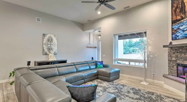 Sedona Retreat w/ Patio, Bar & Swim Spa!, Prenota Casa vacanze Village of Oak Creek 
