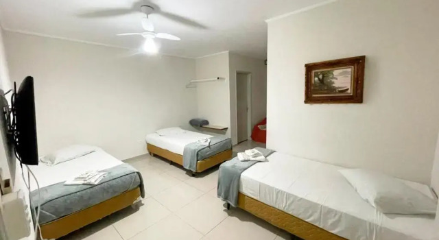 Central Park Hotel São Carlos - Fácil Acesso USP e Industrial - Ar condicionado, Забронировать Отель Сан-Карлус штат Сан-Паулу