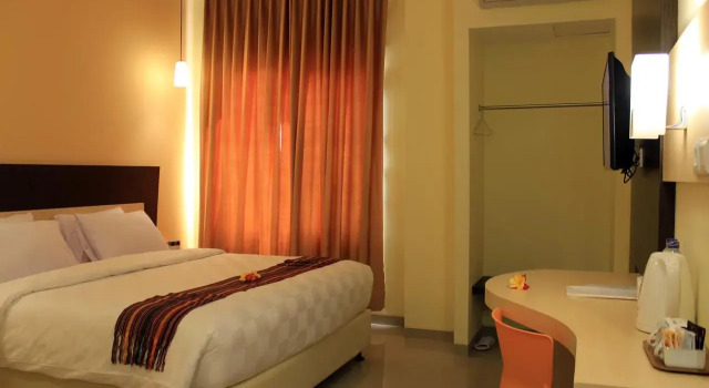 Camera Deluxe M Hotel