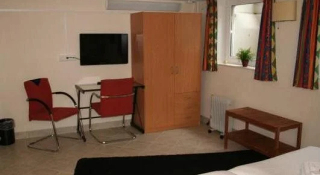Bed and Breakfast Assen, Varaa Hotelli Assen Drenthe