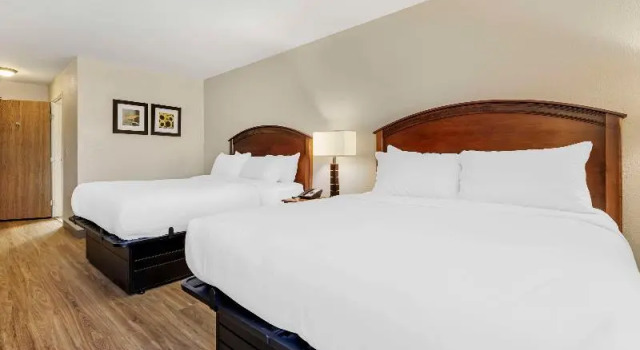 Шестиместный номер Standard Comfort Inn Albert Lea at Trails Travel Center