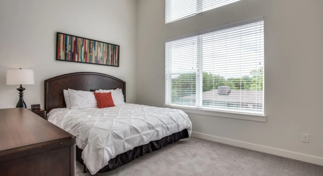 Номер Standard Upscale 2 bedroom Dallas TownHome