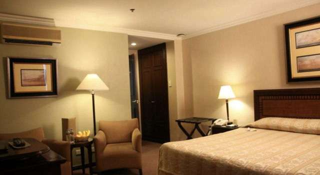 Полулюкс Herald Suites Solana