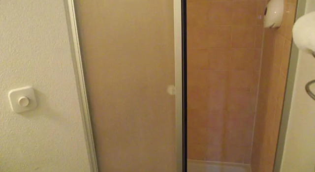 Четырёхместный номер Standard Hotel Bhoma Troyes