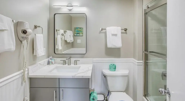 Апартаменты Warm Weather Escape w/ Pool Access in Myrtle Beach
