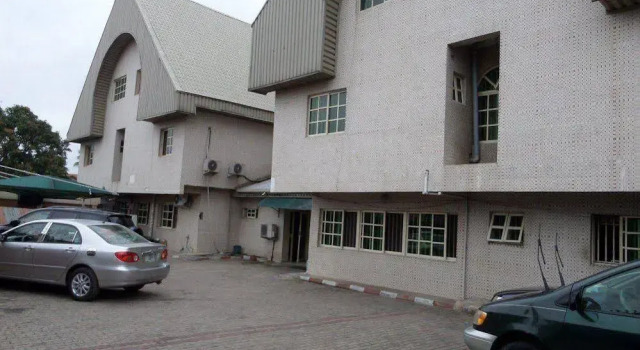 Sada Cruz Hotel & Suites, Rezervovat Hotel Hotely v Badagry s parkováním, Parkování
