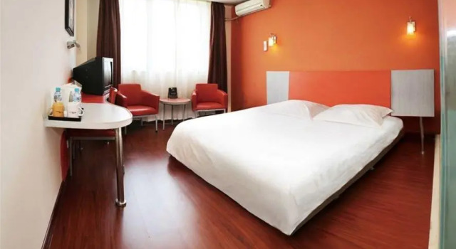 Motel 168 - Guangzhou Dadao Branch
