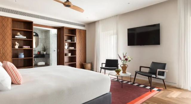 Suite Hotel RECEPTION