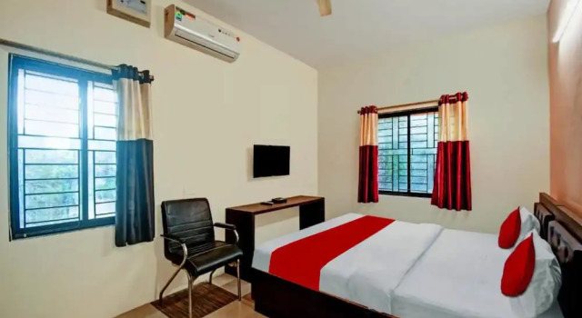 Двухместный номер Deluxe с видом на город Hotel O SR Palace