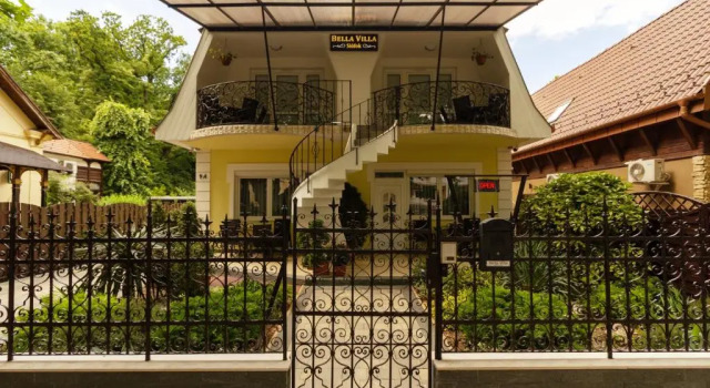 Апартаменты Bella Villa