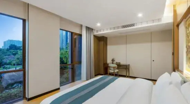 Люкс Gushu Yashe Garden Hotel (Du Fu Thatched Cottage Museum Dongpo Road Subway Station)