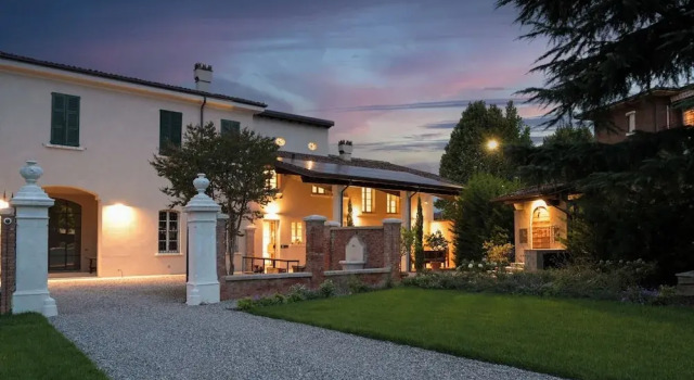 Villa Bredina, Book Villa Hoteller i Brescia med parkering, Parkering