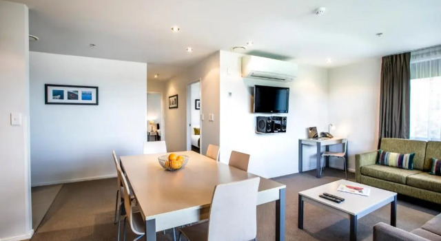 Апартаменты Executive Quest Albany Serviced Apartments