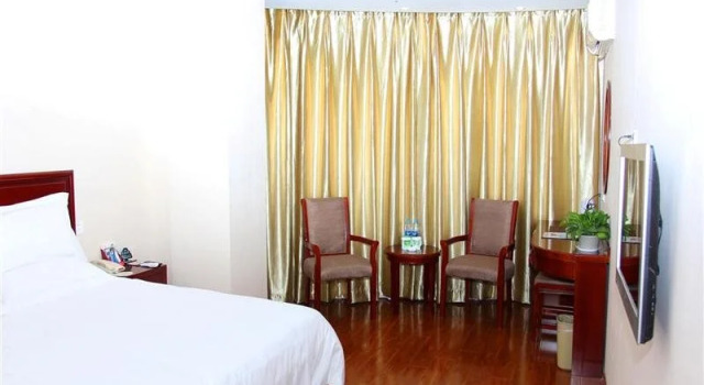 GreenTree Inn Anhui Hefei Yuxi Road Yufeng Flower Fair Express Hotel, Rezerwuj Hotel Yaohai Hefei