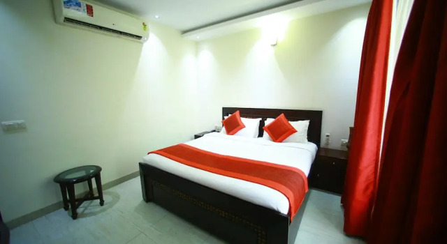 Sparklin Suites