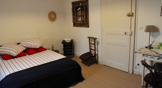 Les Sous Bois, Book Hotel  