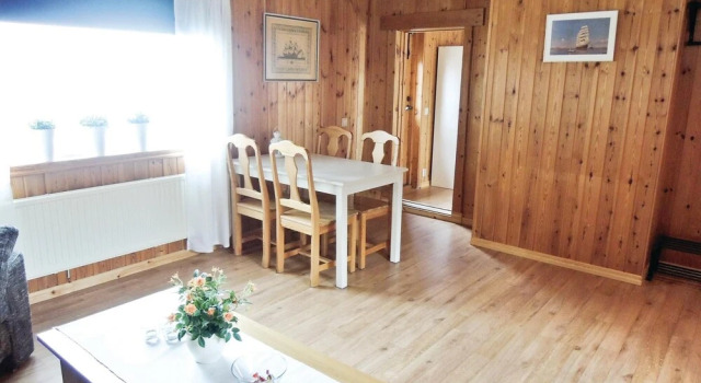 Amazing Home in Urshult With 2 Bedrooms and Wifi