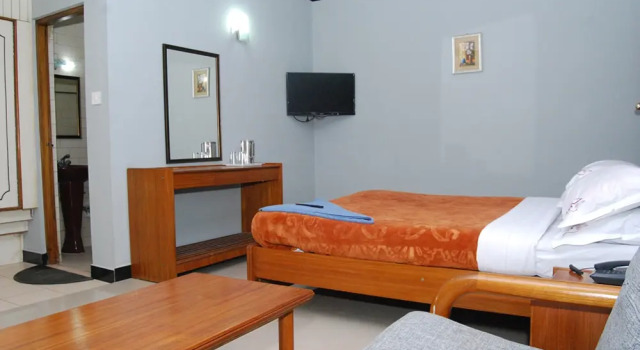 Hotel Shiv Shanti Grand