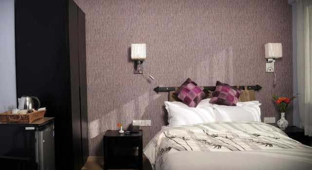 Номер Standard с балконом и с красивым видом из окна Nirvana Home