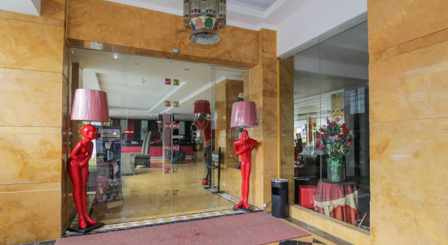 Airy Ujung Pandang Bawakaraeng 39 Makassar, Book Hotel Hotels in Sulawesi with Parking, Parking