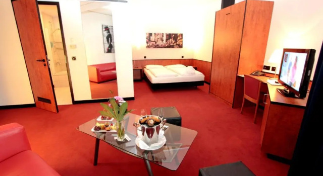 Полулюкс Ara Hotel Comfort