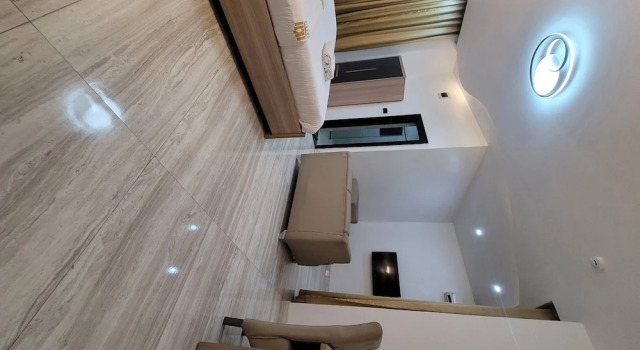 Двухместный номер Presidential с балконом The Charis Hotel and Suites
