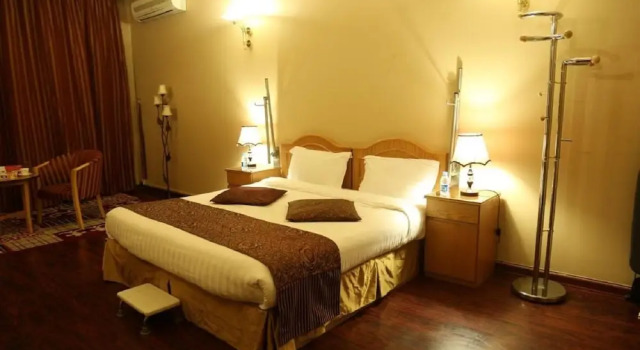 Damask Hotels, Забронировать Отель Эт-Таиф Al Taif