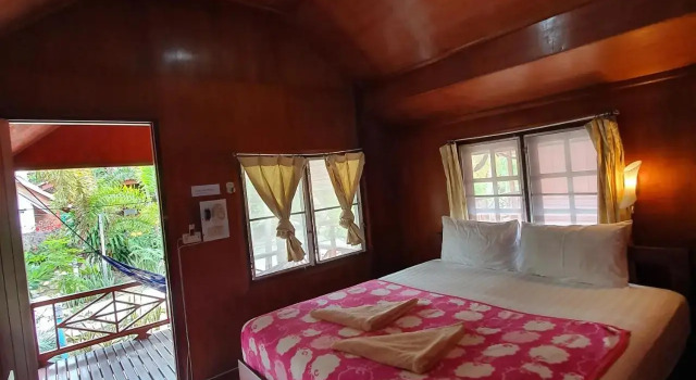 Silver Sands Resort - Koh Tao, Забронировать Курортный отель Курортные отели Пляжа Саири, Курортный отель