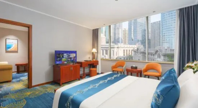 Четырёхместный семейный люкс с 2 комнатами Xuyuan Hotel