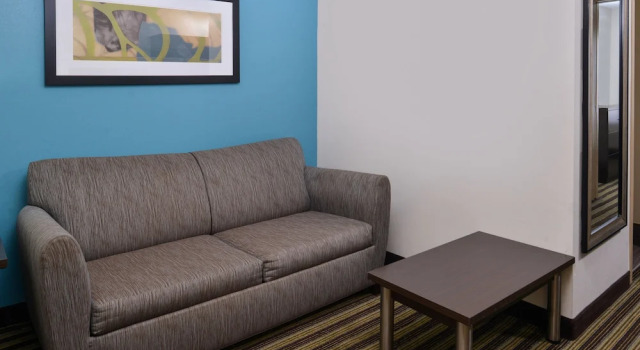 Holiday Inn Express Montgomery East I-85, an IHG Hotel, Reserva ahora Hotel Montgomery Alabama