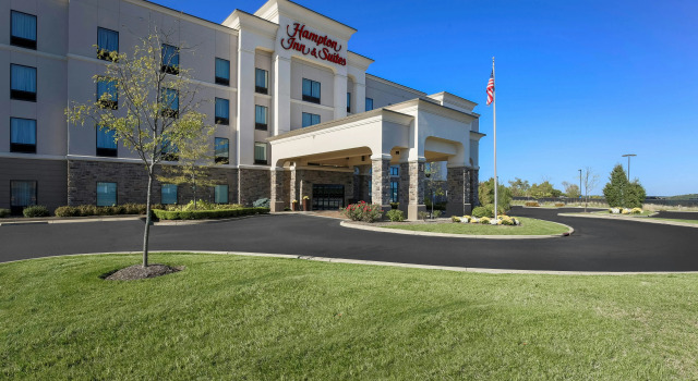 Hampton Inn & Suites Wheeling-The Highlands, Rezervovat Hotel Triadelphia Západní Virginie