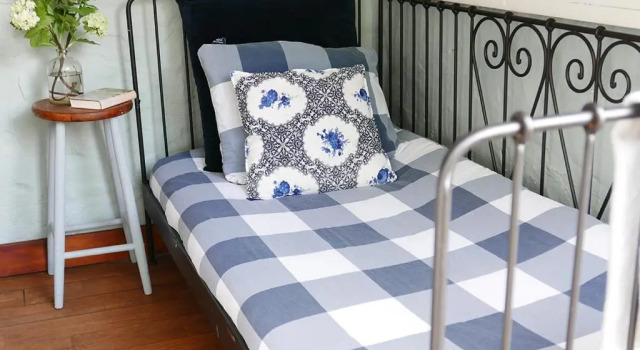 B&B Bed en Omelet, Забронировать Отель «постель и завтрак» Боге-Звалюве 