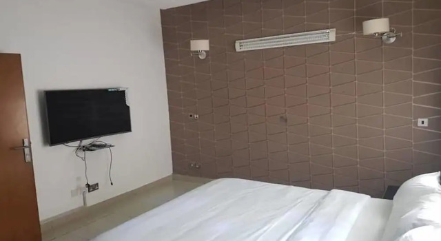 Perfect Havens at Moseley, Book Hotel Ikoyi 