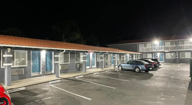 The Oaks Motel, 预订 汽车旅馆 奥克兰 旧金山湾区