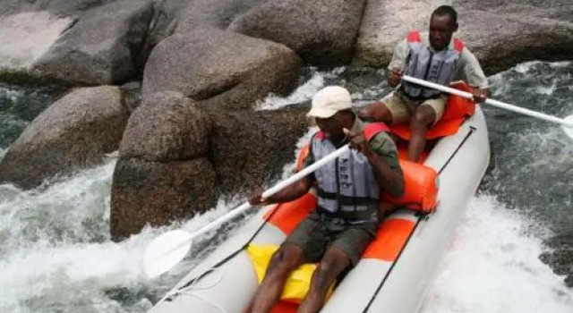 Mawimbi Bush Camp, Buchen Sie Hotel Kafue-Nationalpark Sambia