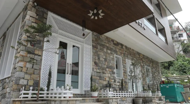Milestone Inn & Spa, Rezervovat Lázně / Resort Mussoorie Uttarakhand